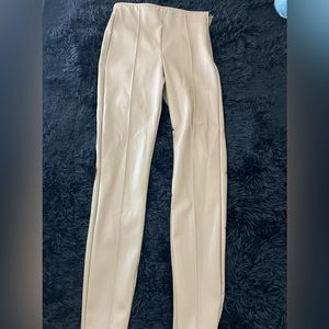 Leather beige pant zara